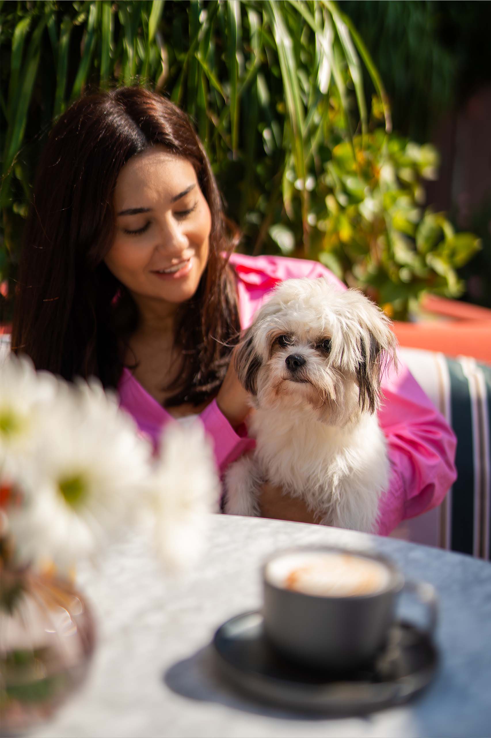 Essential Etiquette for Visiting Dog Friendly Cafes